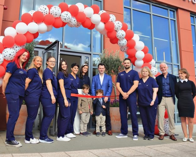 LR Aileen Kelly and Julianne O’Sullivan (4)